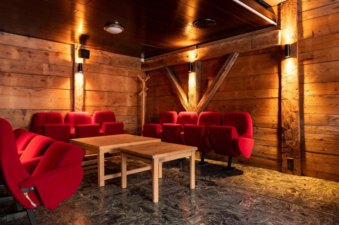Peanut Mountain Lodge & Le Communal Val dʼIlliez Kültér fotó